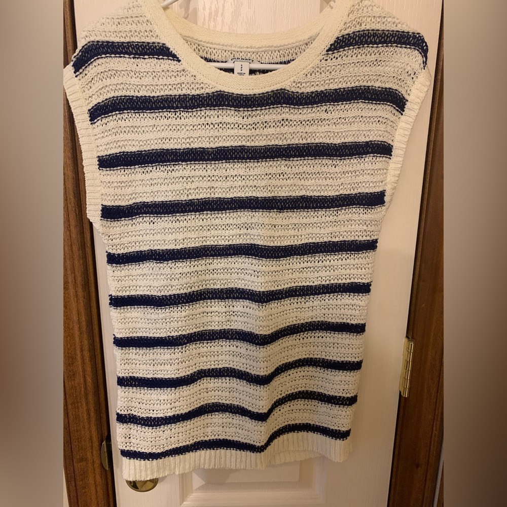 Old Navy white and navy blue striped sweater vest, size small